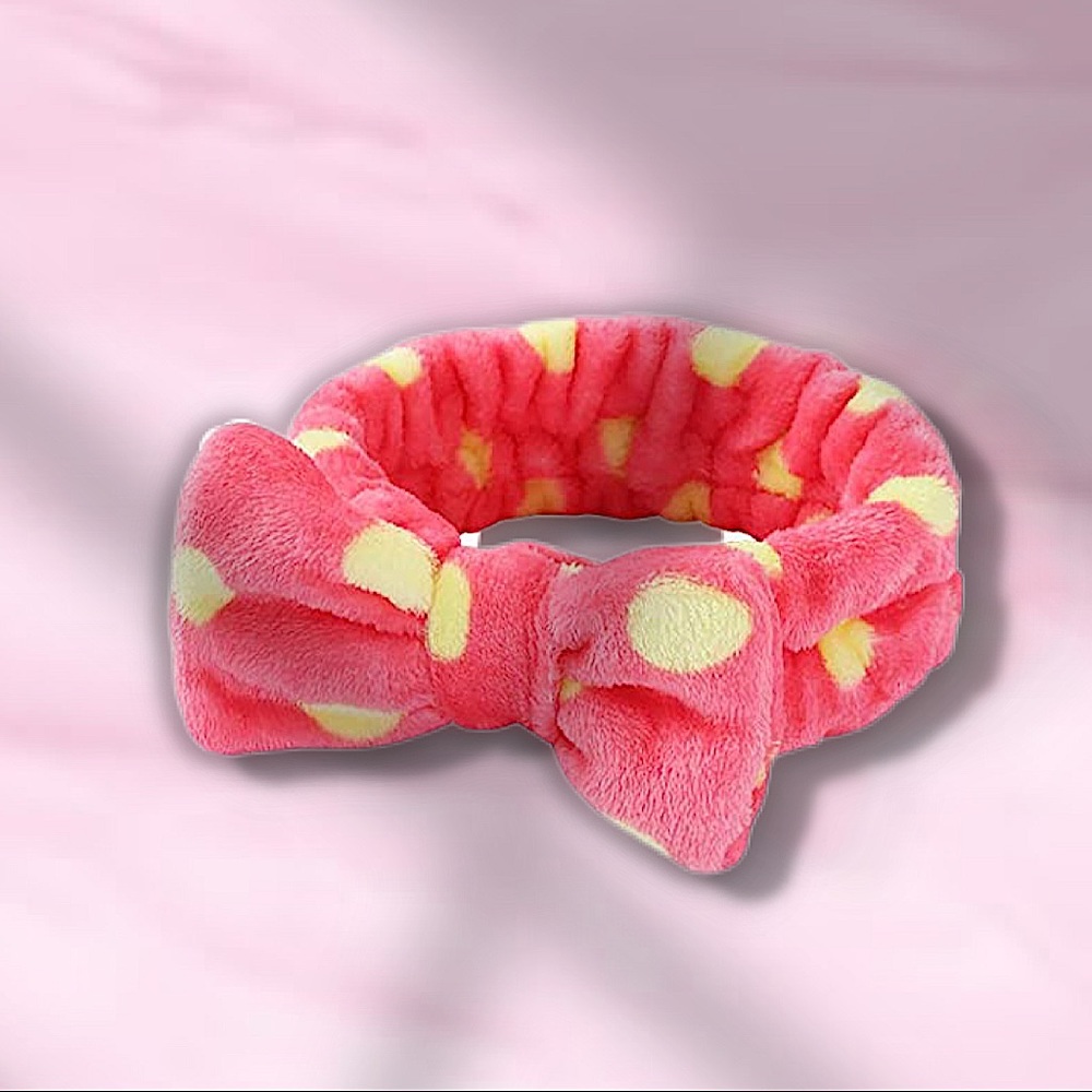 Free with $25+ Polka dot Spa 🧖‍♀️ Headband